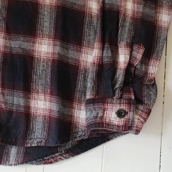 Boyfriend Flannel Plaid Button Down (Navy, Burgundy, White) - Picture 3 of 6